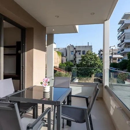 Lakonizein Luxury 스파르티