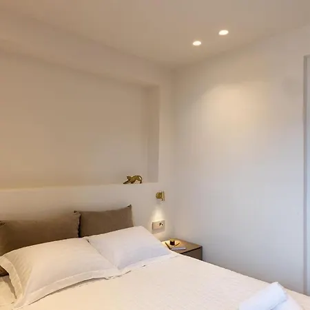 Lakonizein Luxury Apartamento *